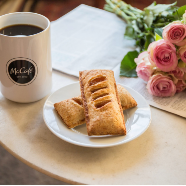 Load image into Gallery viewer, McCafe Baked Apple Pie, Light Roast, Keurig K-Cup Coffee Pods
